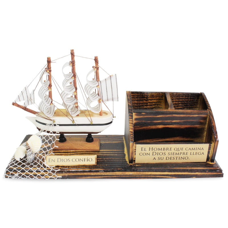 Porta Lápiz De Madera El Hombre Que Camina Con Dios Siempre Llega A  Su Destino.